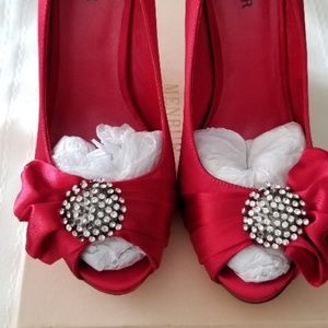 New Beautiful RED color open Toe Fabric Upper Shoe